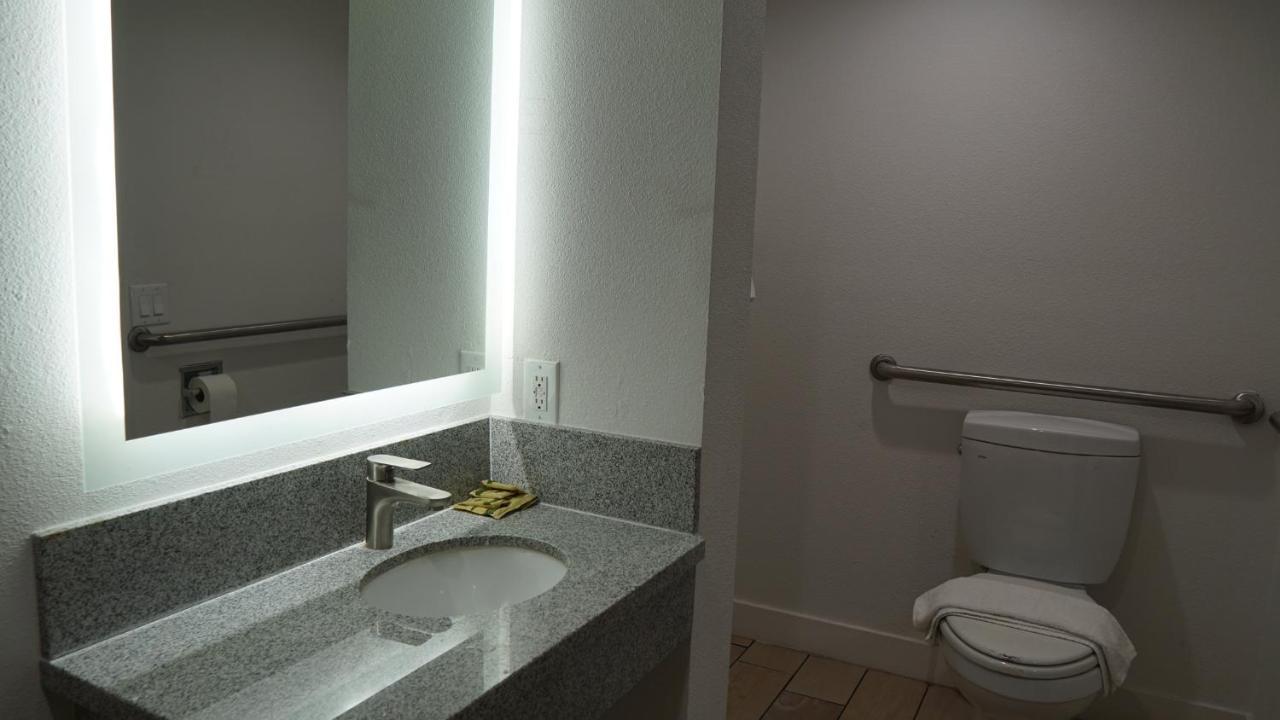 Sea Breeze Inn - Lax Airport, Los Angeles イングルウッド エクステリア 写真