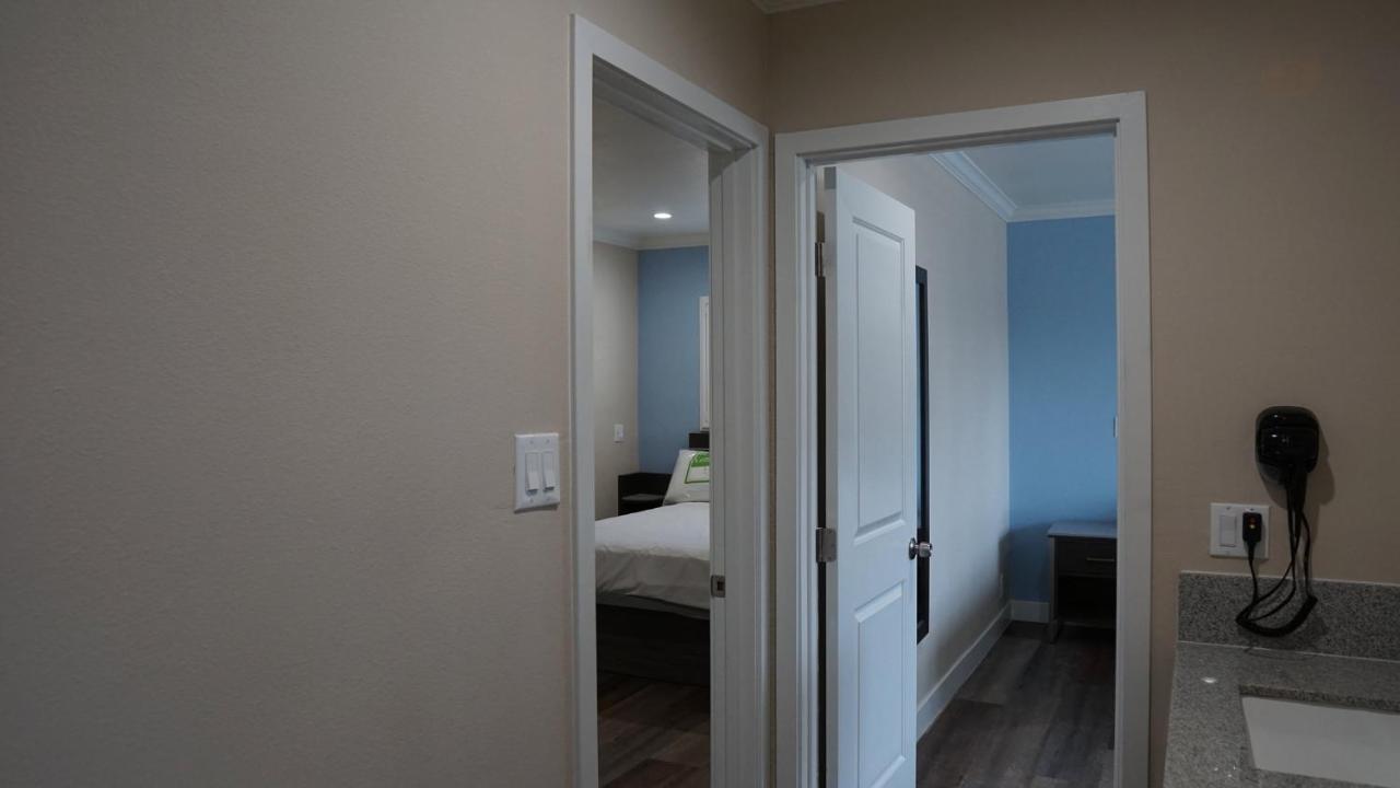 Sea Breeze Inn - Lax Airport, Los Angeles イングルウッド エクステリア 写真